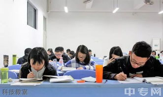 2019重慶科技職業(yè)學(xué)院成績查詢、錄取查詢與信息技術(shù)咨詢指南